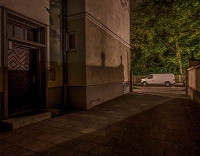 В Киеве массово закрываются кафе и рестораны, работать некому, клиентов нет