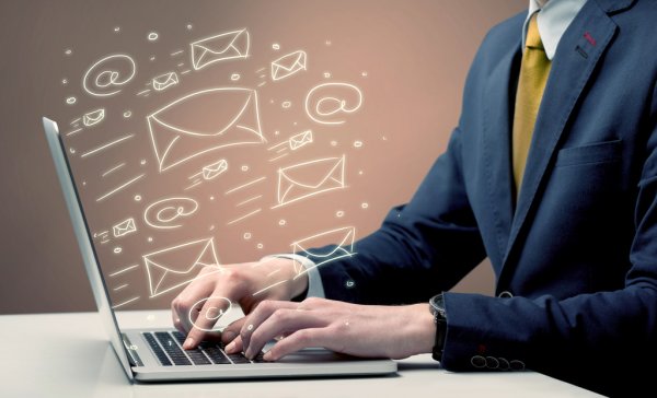 Мужчины заинтересовались антиквариатом  big data T2